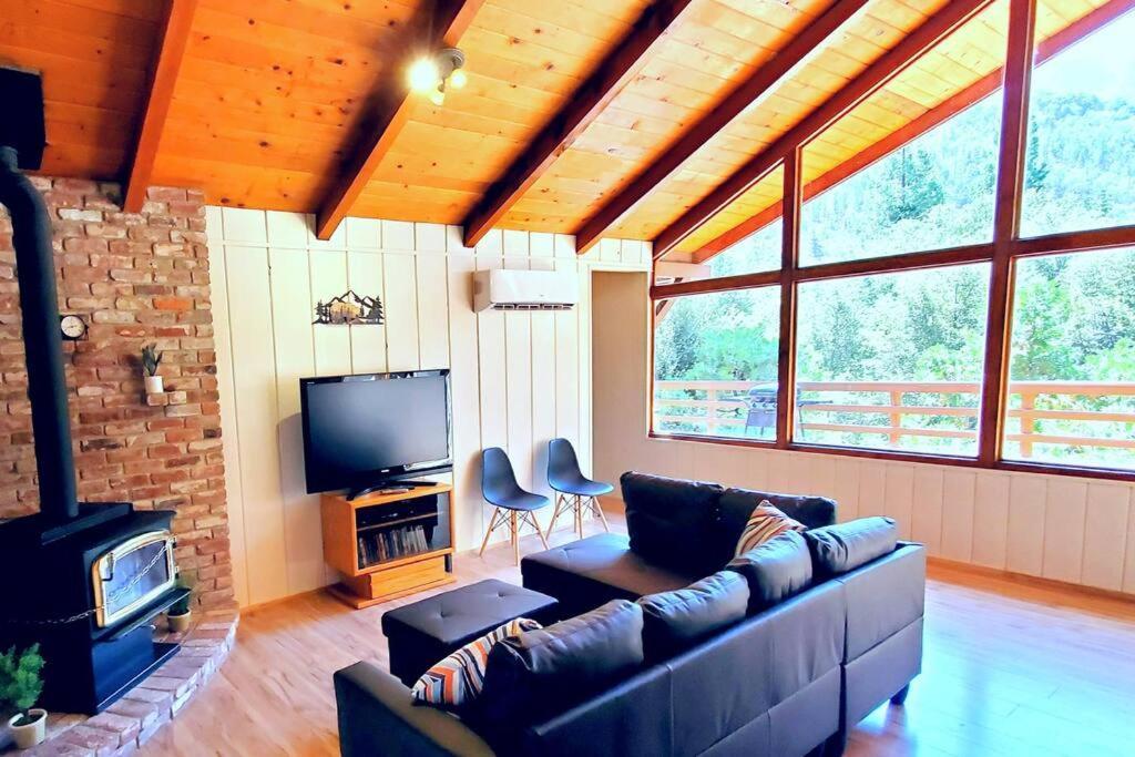 Holiday home Redwood Retreat, Mountains, Adventure And Nature *